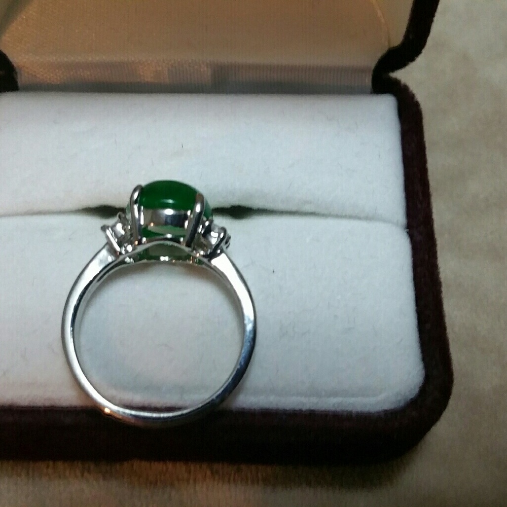 Ring - Picture 5 of 6